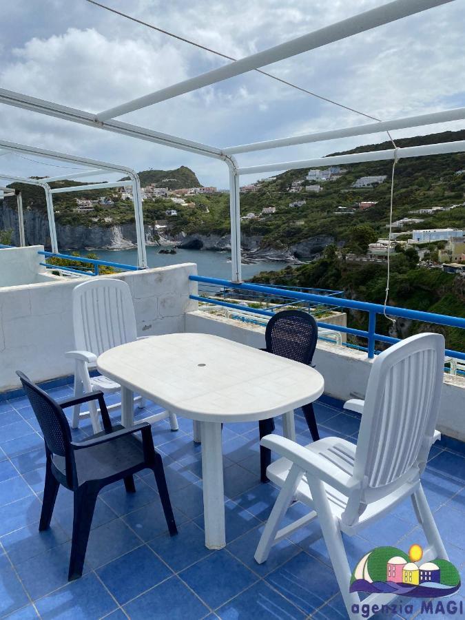 Magi - Appartamenti Maga Circe Ponza Kültér fotó