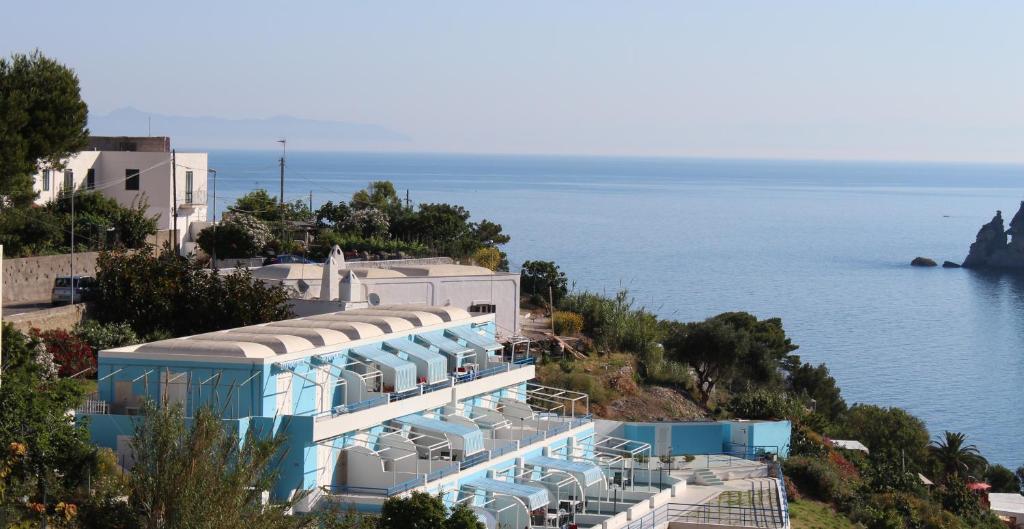 Magi - Appartamenti Maga Circe Ponza Kültér fotó