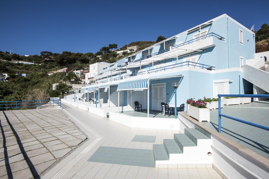 Magi - Appartamenti Maga Circe Ponza Kültér fotó