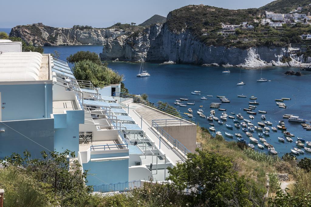 Magi - Appartamenti Maga Circe Ponza Kültér fotó